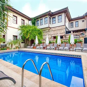 **** Hotel Tuvana Türkei